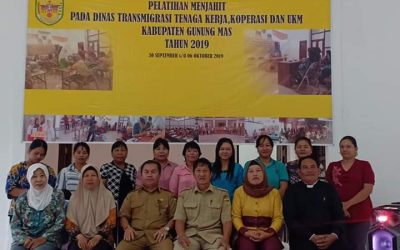 Pelatihan Menjahit pada Dinas Transmigrasi Tenaga Kerja, Koperasi dan UKM Kab.Gunung Mas Tahun 2019